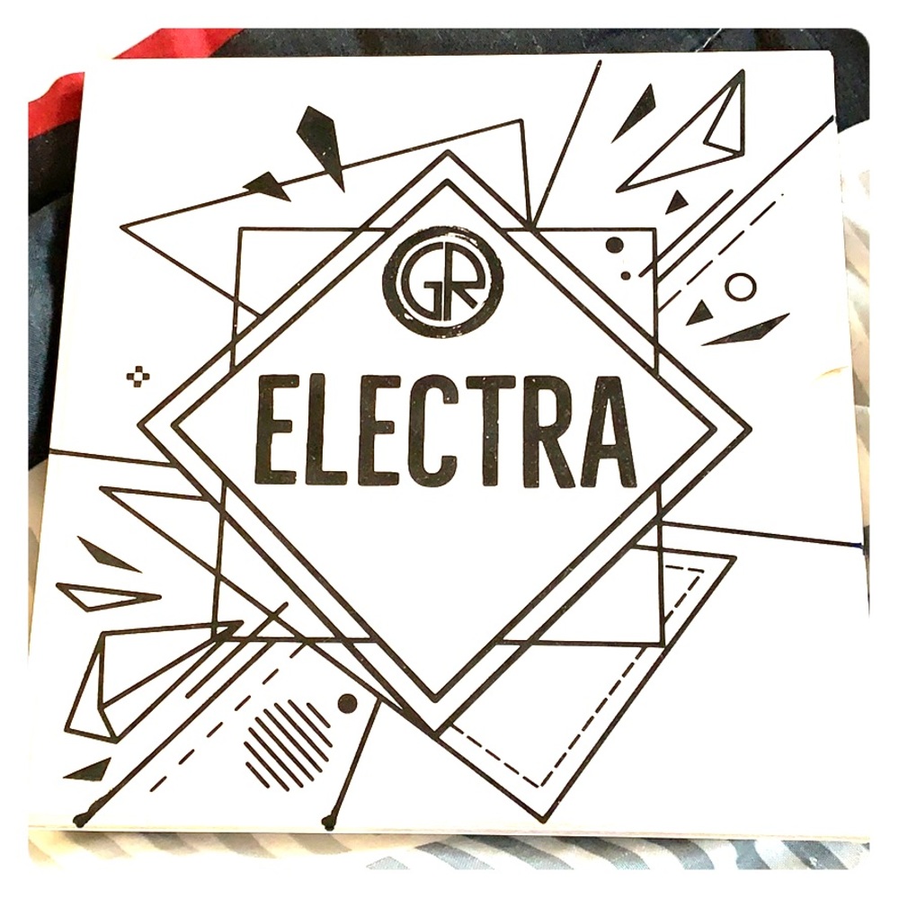 Electra eyeshadow
